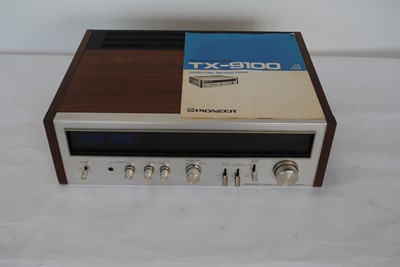 Lot 596 - Pioneer Tuner