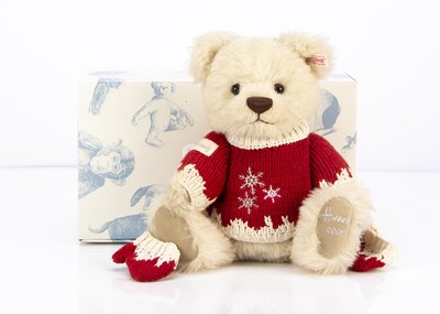 Lot 3 - A Steiff limited edition Oscar Harrods Christmas teddy bear