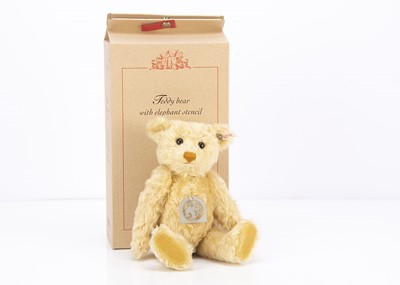 Lot 4 - A Steiff limited edition teddy bear with elephant stencil