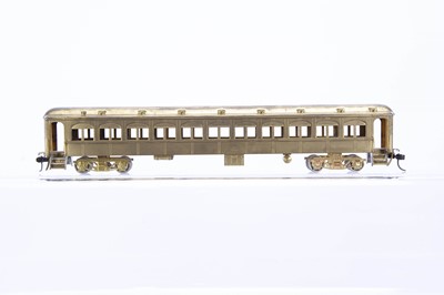 Lot 914 - North West Short Line H0 Gauge Erie Stillwell Coach Car, 72' Suburban Arch Window