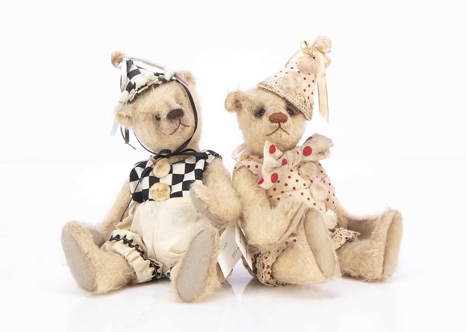 Lot 80 - Two Teun Bears artist teddy bears