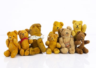 Lot 139 - Eight small German post-war pin-jointed teddy bears