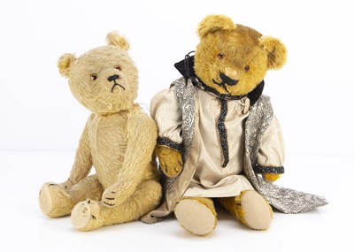 Lot 184 - Two 1930s German teddy bears