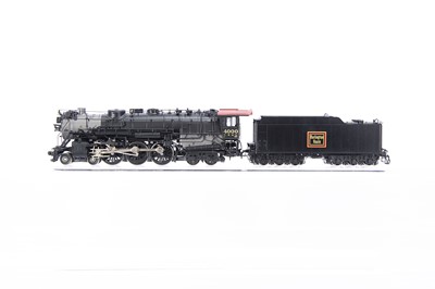 Lot 928 - Challenger Imports Ltd H0 Gauge Chicago Burlington & Quincy Class S-4A 4-6-4 Locomotive #4000 Factory Painted Catalog #2259.1