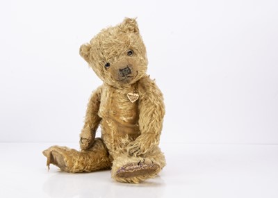 Lot 193 - A 1930s Chiltern teddy bear