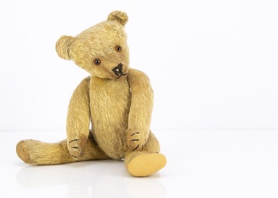 Lot 222 - A 1920s British teddy bear