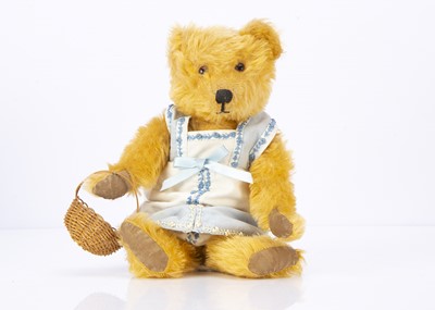 Lot 259 - A 1940-50s Farnell teddy bear