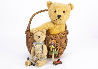 Lot 277 - A post-war Chad Valley Hugmee teddy bear