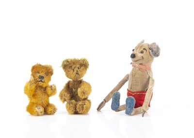 Lot 291 - A miniature Schuco teddy bear 1920s