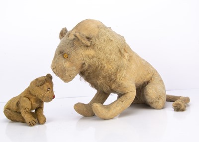 Lot 308 - Two 1930s Steiff lions