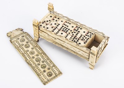 Lot 360 - An early 19th century bone prisoner of war domino and cribbage marker box