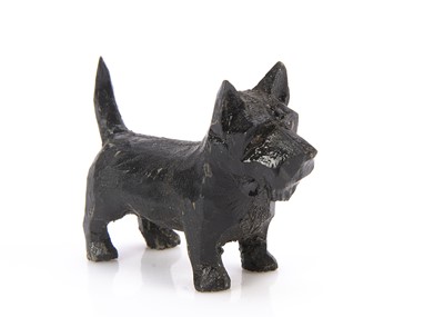 Lot 403 - A Forest Toys of Brockenhurst scottie dog