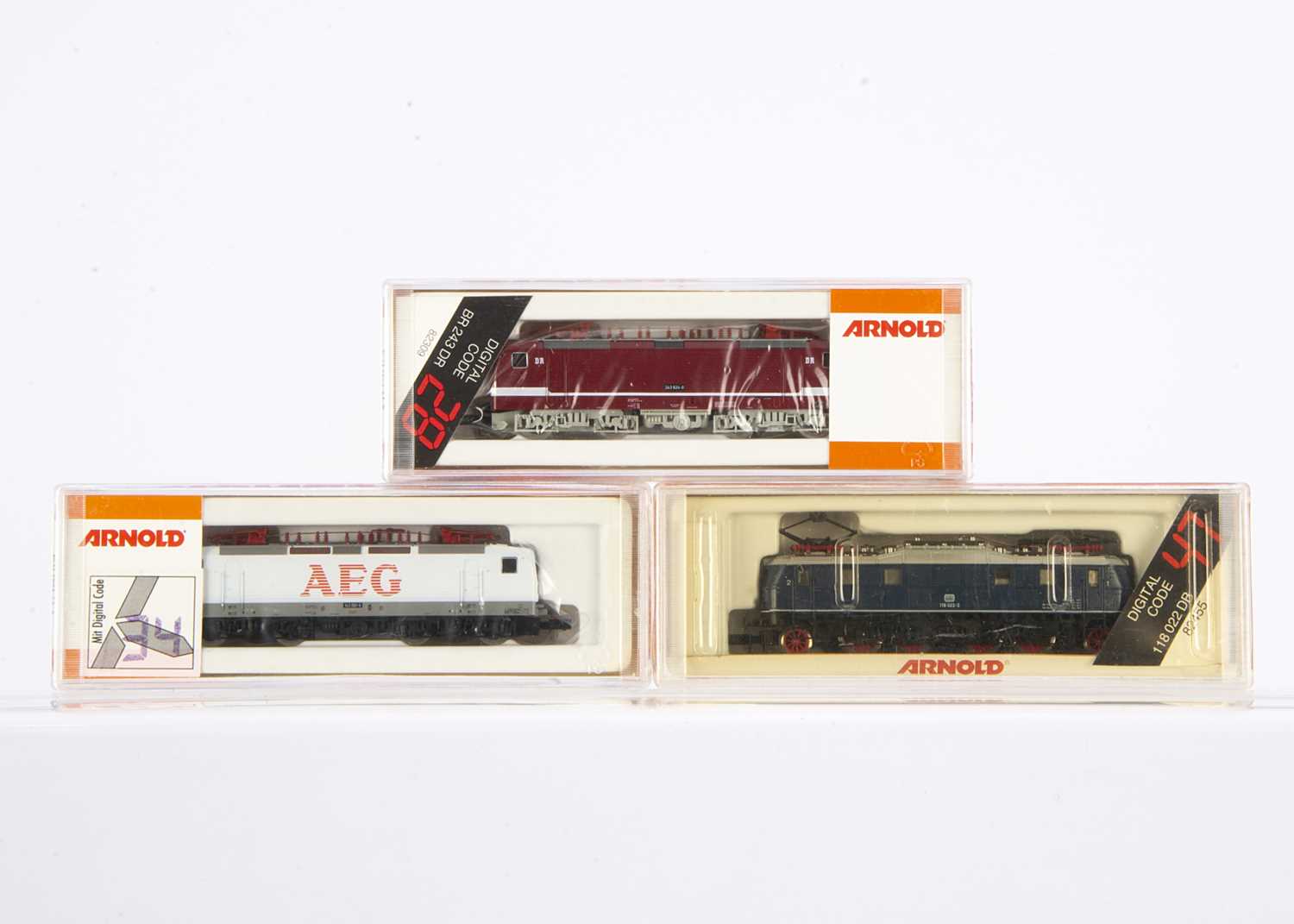 Lot 590 - Arnold N Gauge German Electric Locomotives