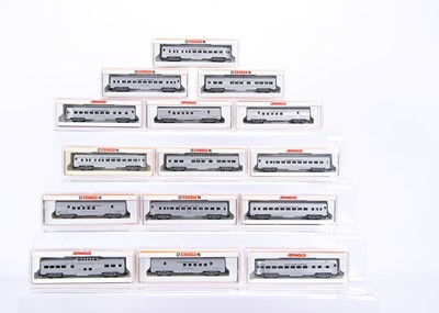 Lot 624 - Arnold American N Gauge New York Central and California Zephyr Coaching Stock