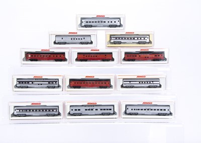 Lot 627 - Arnold American N Gauge Rio Grande Southern Pacific Lines and Canadian Pacific Coaching Stock