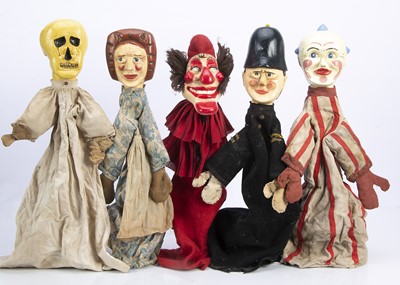 Lot 585 - Five 20th century professional Punch & Judy puppets from the Vic Taylor and Billy Norman collection