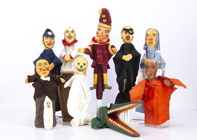 Lot 586 - A 1960s professional small size Punch and Judy set from the Billy Norman collection