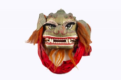 Lot 593 - A large Gerry Cottle’s Chinese State Circus papier-mache Lion’s Head