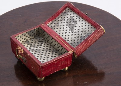 Lot 690 - An early 19th century miniature red leather box