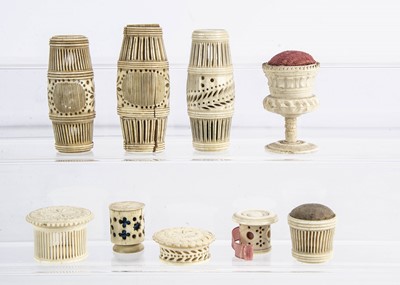 Lot 712 - 19th century bone sewing accessories