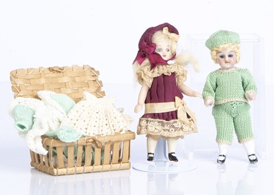 Lot 867 - An all-bisque dolls’ house doll