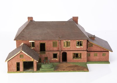 Lot 892 - An interesting detailed small scale model 1930s dolls’ house