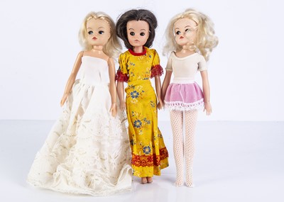 Lot 902 - Three Sindy dolls