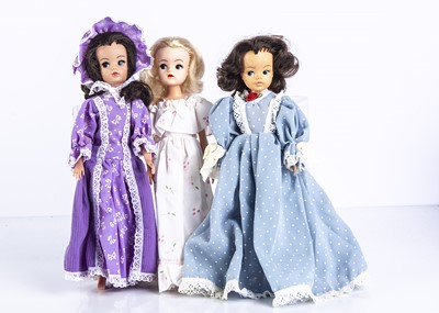 Lot 903 - Three Sindy dolls