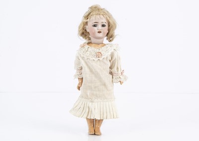 Lot 938 - A small Simon & Halbig 1249 child doll