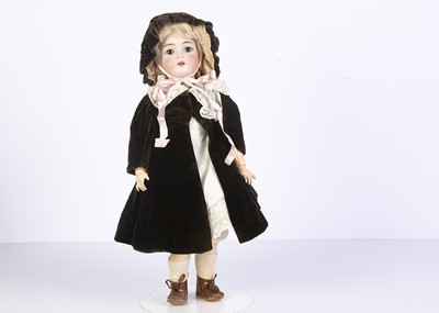 Lot 995 - A Simon & Halbig for Kammer & Reinhardt child doll