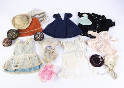 Lot 1093 - Doll’s clothes and hats