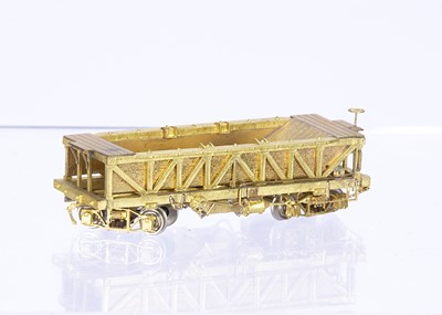 Lot 837 - Overland Models Inc H0 Gauge Rock Car with sprung trucks OMI-1382