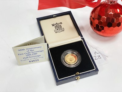 Lot 28 - A Royal Mint 500th Anniversary of the First Gold Sovereign 1489-1989 Proof Half Sovereign