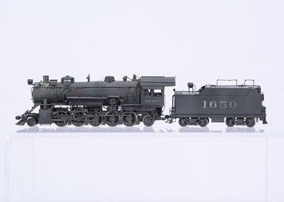 Lot 863 - Hallmark Models Inc H0 Gauge  A.T. & S.F. 9,000 Series 2-10-2