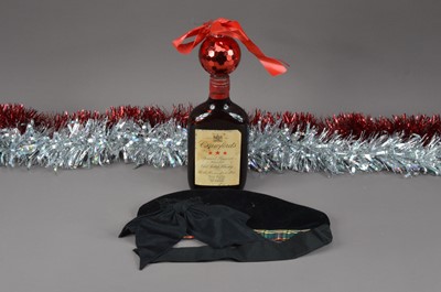 Lot 125 - A bottle of first half 20th century Crawfords Special Reserve Blended Old Scotch Whisky
