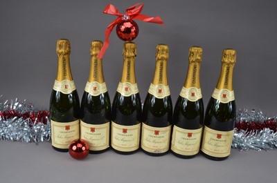 Lot 138 - Six bottles of Jules Mignon Cie Champagne