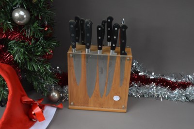 Lot 149 - A group of ten modern Sabatier chefs knives