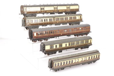 Lot 19 - Five Kitbuilt GWR chocolate and cream and maroon Main line Coaches