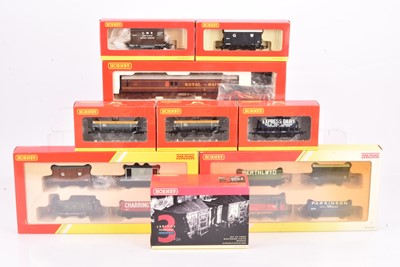 Lot 171 - Hornby 00 Gauge Railroad Loco and wagon Train Packs and other Rolling Stock