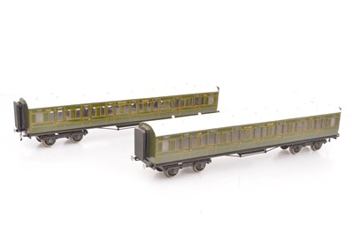 Lot 169 - An uncommonly fine pair of 0 Gauge Southern Railway Coaches by Milbro (2)