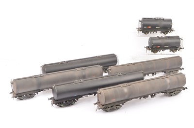 Lot 228 - PR Model Railway Products 0 gauge kitbuilt 4-wheel Type TTB (2) and Type TEA 100t bogie Tank Wagons (5)