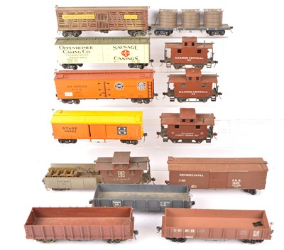 Lot 285 - American outline 0 Gauge Freight wagons kit and factory constructed in wood plastic and resin by various makers including Atlas Rivarossi (21)