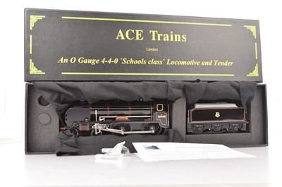 Lot 291 - ACE Trains 0 Gauge E/10 BR lined black Schools Class 4-4-0 Locomotive and Tender 30940 'Kings Bruton'