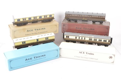 Lot 300 - ACE Trains 0 Gauge GWR chocolate and cream Passenger Mail and Luggage Vans (4)