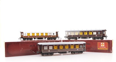 Lot 339 - ACE Trains 0 Gauge Metropolitan Railway Pullman Coaches (3)