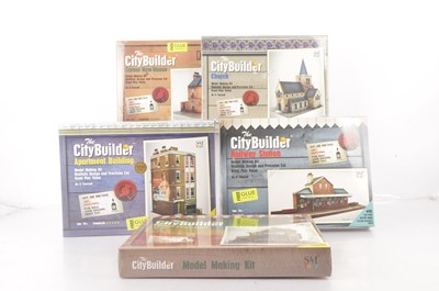 Lot 344 - Approx 0 Gauge 1:43  Scale unmade City Builder Card Kits