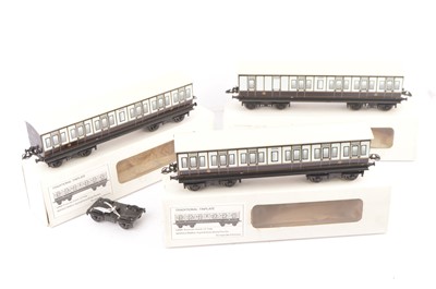 Lot 349 - Highfield Models Traditional style 0 Gauge LNWR chocolate/eggshell blue Coaches