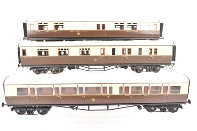 Lot 379 - Westdale built by Kenard Models 0 Gauge GWR chocolate and cream 58' Collett Coaches (3)