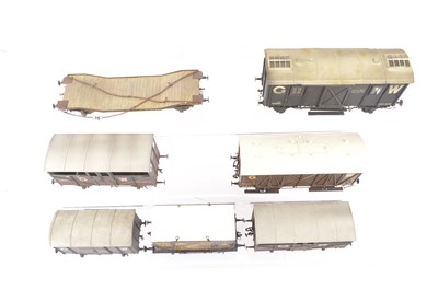 Lot 391 - Slater 's WEP and other makers 0 gauge kitbuilt GWR Wagons (7)