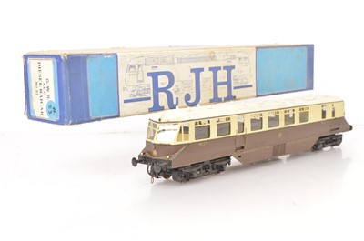 Lot 446 - A kit-built finescale 0 Gauge 2-rail GWR AEC Diesel Passenger Railcar